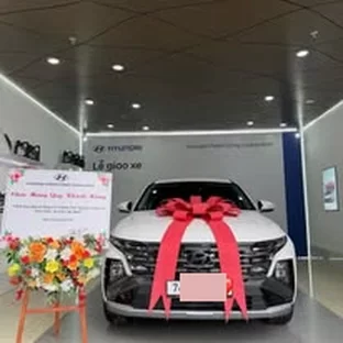 Bàn giao xe Hyundai cho khách hàng tại Quảng Bình